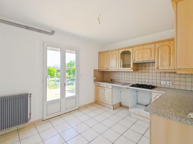 Location maison, 92.99 m² T 4 à Chevilly, 950 €