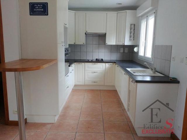 Location Maison 92 m² à Ailly sur Noye 770 ¤ CC /mois