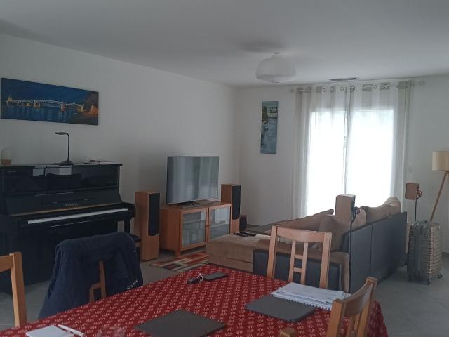 Location maison, 94.1 m² T 4 à Arthez d'Asson, 1 025 €