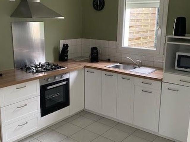 Location maison, 94.41 m² T 4 à Saint André des Eaux, 1 265 €