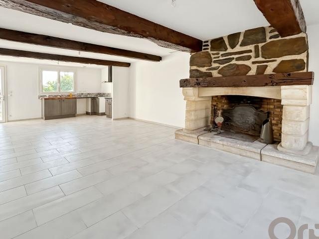 Location maison, 94 m² T 4 à Miramont Latour, 800 €