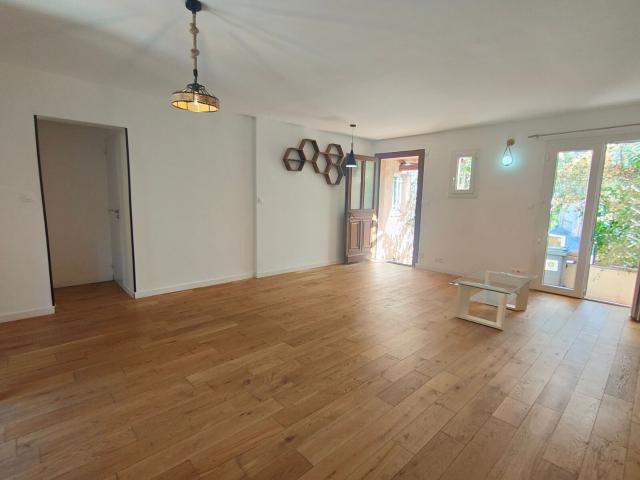 Location maison, 95.6 m² T 5 à Toulon, 1 420 €