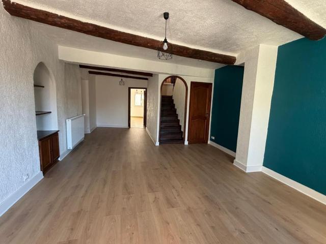 Location maison, 96.1 m² T 3 à La Saulce, 850 €