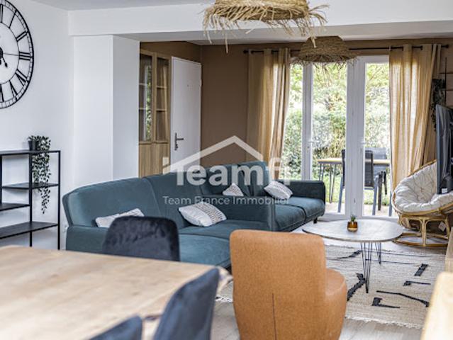 Location Maison 9 pièces 168 m2 Olivet