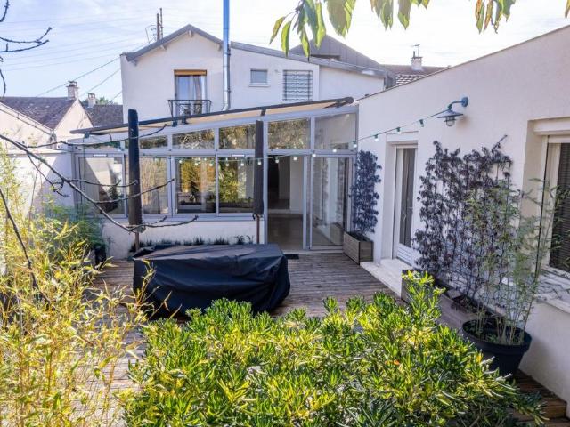 Location Maison 9 pièces 173m² NANTES 44100