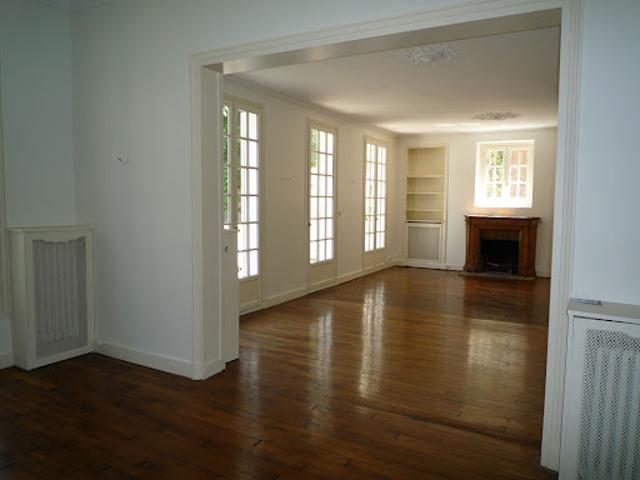 Location Maison 9 pièces 192 m2 Vaucresson