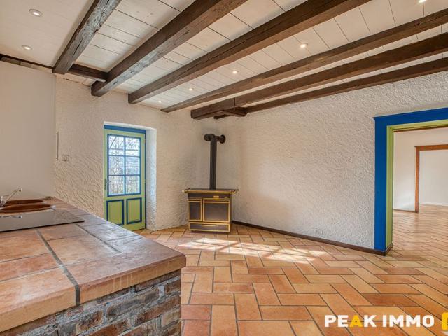 Location Maison 9 pièces 207m² VIUZ EN SALLAZ 74250