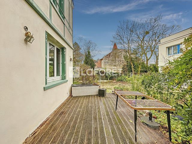 Location Maison 9 pièces 200 m2 Le Vésinet
