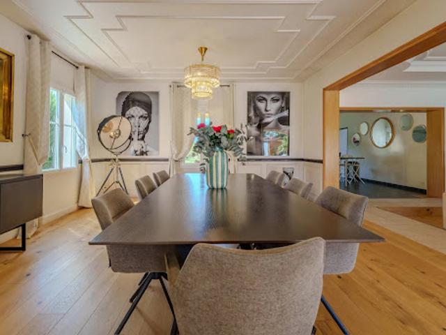 Location Maison 9 pièces 256 m2 Lormont