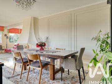 Location Maison 9 pièces 250 m2 Orgeval