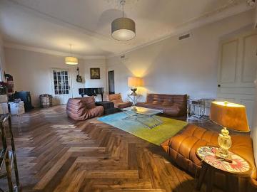 Location Maison 9 pièces 310 m2 Draguignan