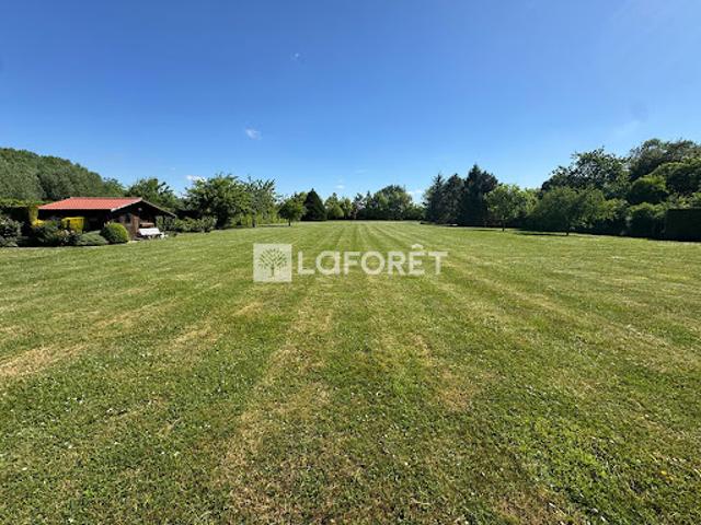 Location Maison 9 pièces 402.26 m2 Genech