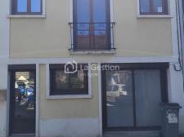 location maison corbeil essonnes 2 pièces 46 m2 essonne 91100 850 € / mois