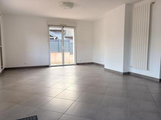 location maison centre ville 5 pièces 85 m2 cotes d'armor 22700 1135 €