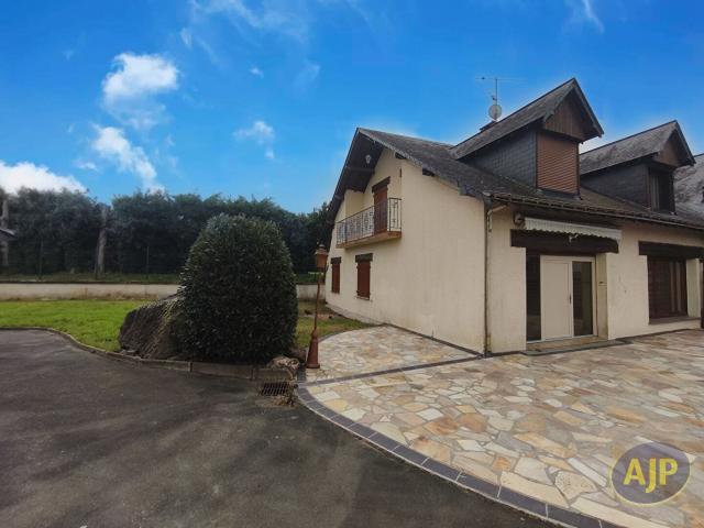 Location maison Chaze Sur Argos: 890 € AJP Immobilier Segré