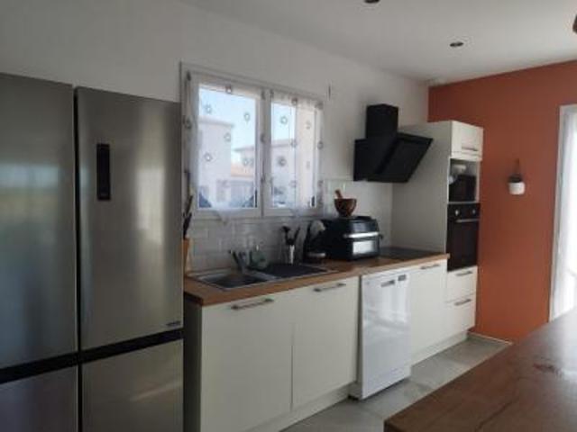location maison claira 5 pièces 108 m2 pyrenees orientales 66530 1320 € / mois
