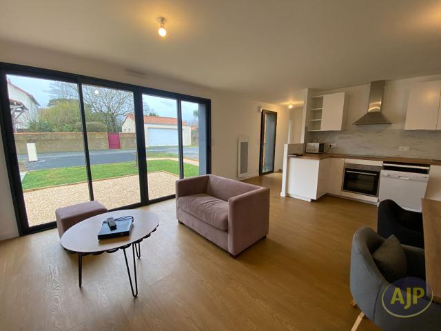 Location maison Clisson: 950 € AJP Immobilier Clisson