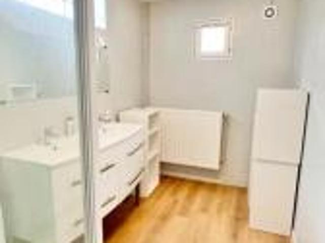 location maison croix 7 pièces 150 m2 nord 59170 2400 € / mois