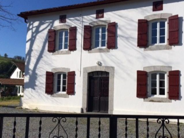 Location maison à LACARRE 64220