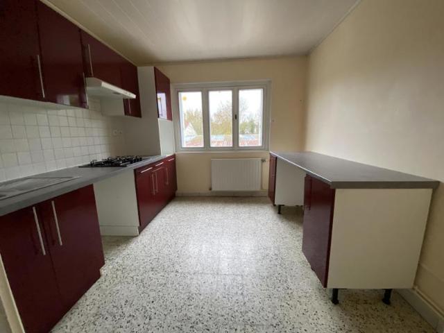 Location Maison à Mézières en Santerre 615 ¤ CC /mois