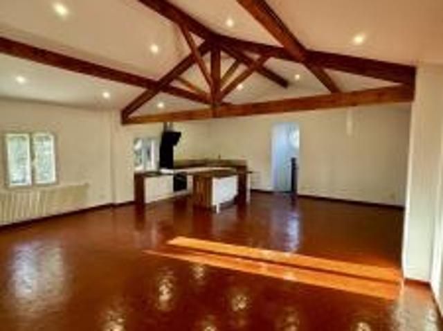 location maison aix nord 7 pièces 136 m2 bouches du rhone 13770 1735 €