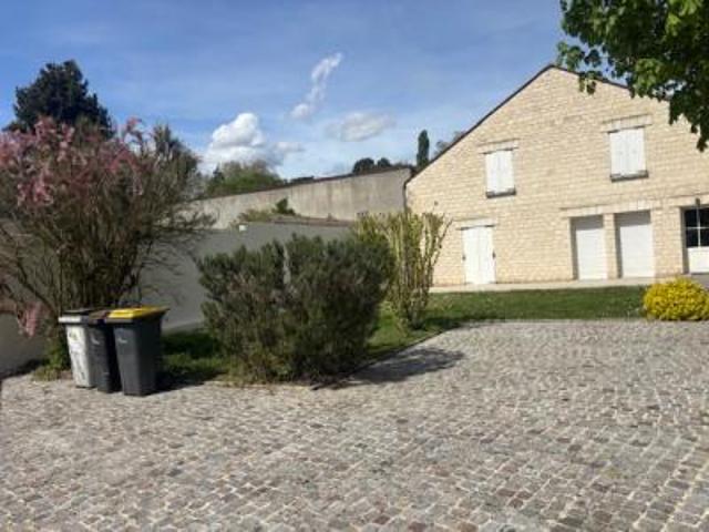 location maison apremont 4 pièces 111 m2 oise 60300 1850 € / mois