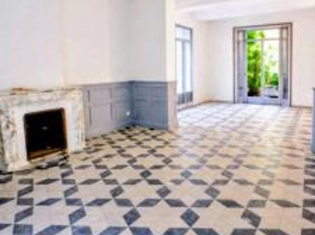 location maison beziers 10 pièces 338 m2 herault 34500 2200 € / mois