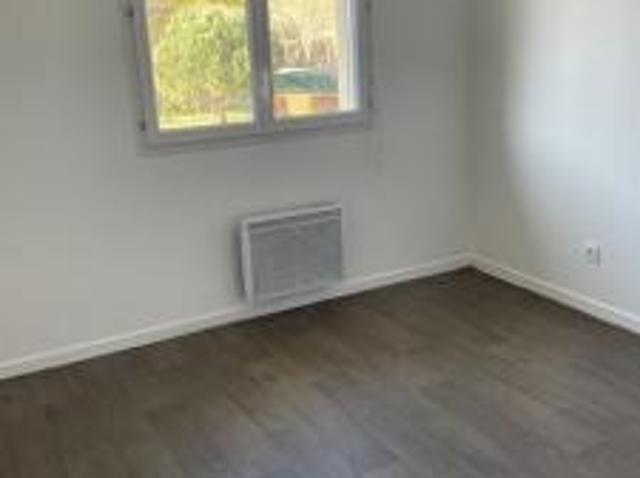 location maison gaillan en medoc 75 m2 gironde 33340 900 € / mois