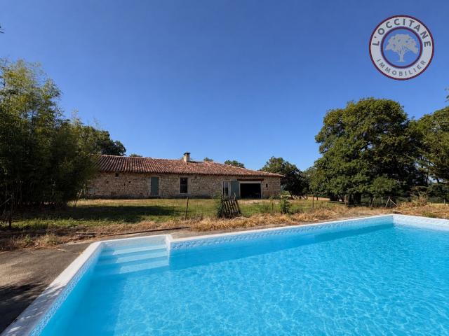 Location maison Gimont, 250m² 7 pièces 1 700€ avec piscine