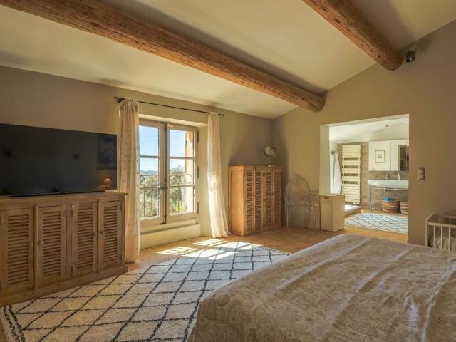 Location Maison de luxe Aix en Provence 9 Pièces 350 m²