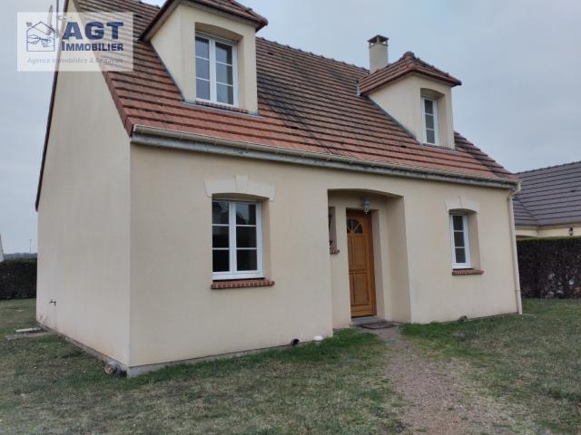 LOCATION MAISON DE TYPE F6 A BRESLES