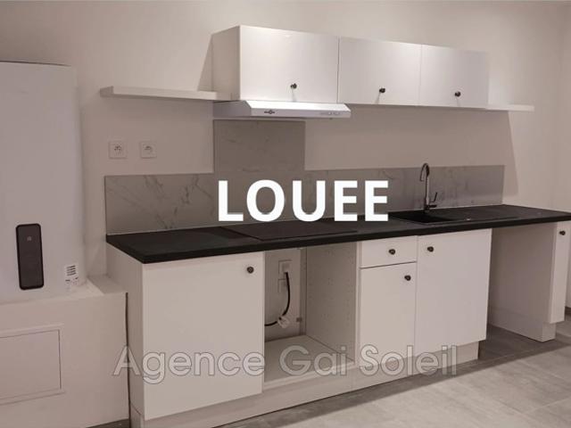 location maison de village 2 Pièce s