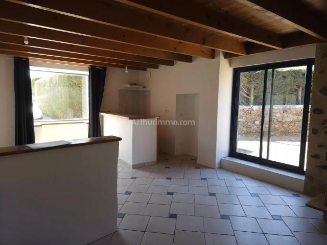 Location Maison de village 2 pièces 64 m2 à Goudelin