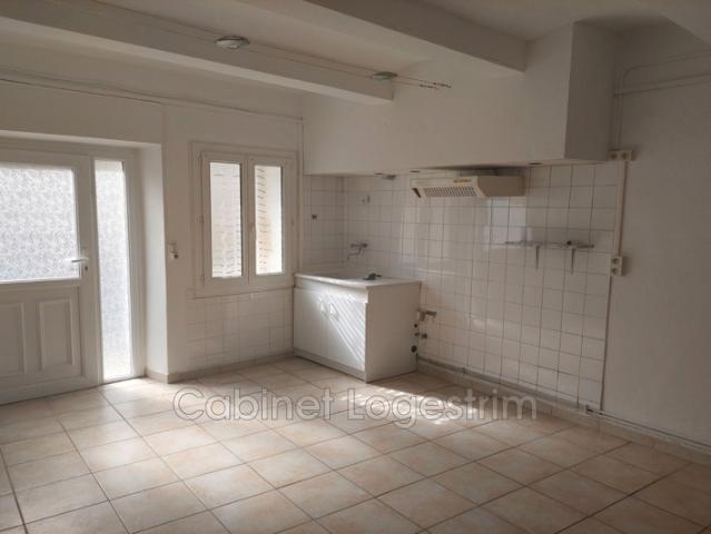 location maison de village 3 Pièce s