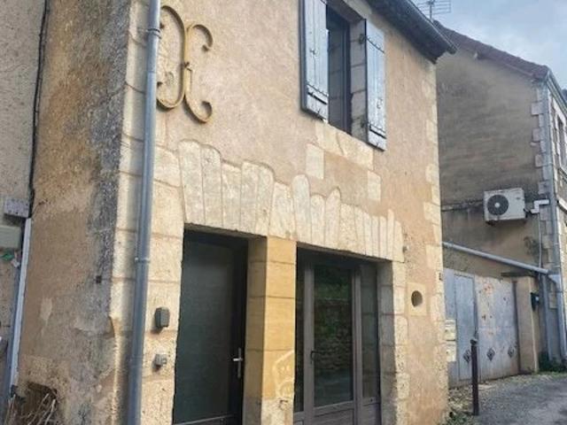 Location Maison de village 3 pièces 47 m2 à Les Eyzies