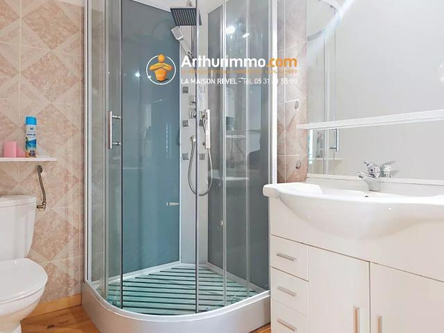 Location Maison de village 3 pièces 50 m2 à Lagardiolle