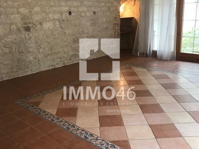 Location maison de village Castelnau Montratier 46170, 118m², 3 pièces. T3 CAS