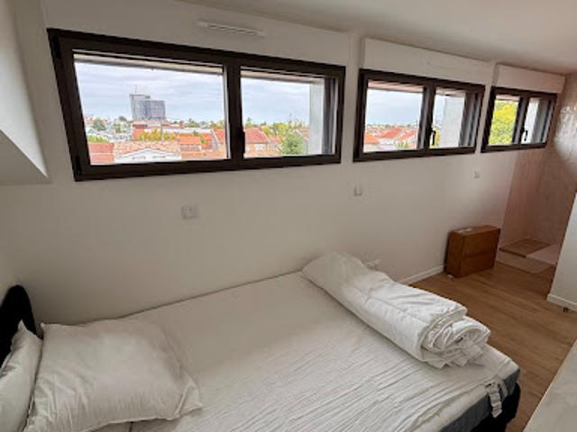 Location Maison de ville 1 pièce 11.26 m2 Bordeaux