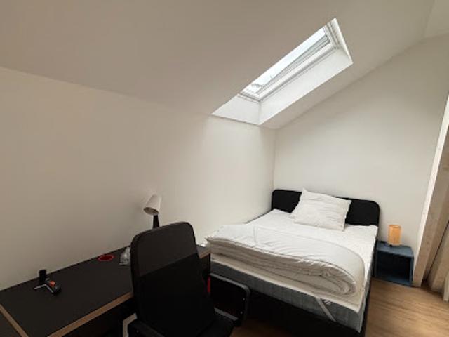 Location Maison de ville 1 pièce 12.89 m2 Bordeaux