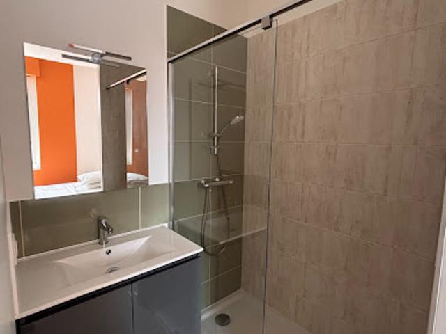 Location Maison de ville 1 pièce 16.54 m2 Bordeaux