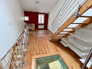Location Maison de ville 2 pièces 39 m2 Montpezat de Quercy
