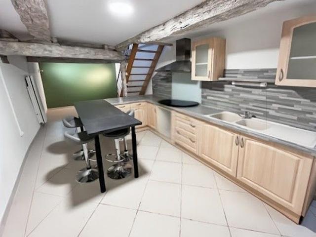 Location Maison de ville 2 pièces 39 m2 Montpezat de Quercy