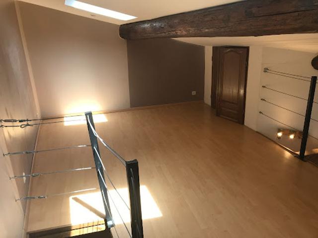 Location Maison de ville 2 pièces 48 m2 Nimes