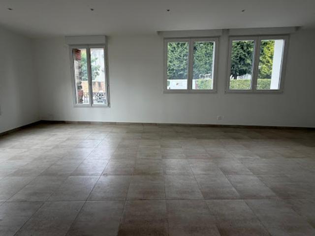 Location Maison de ville 7 pièces 181.11 m2 Chennevieres sur marne