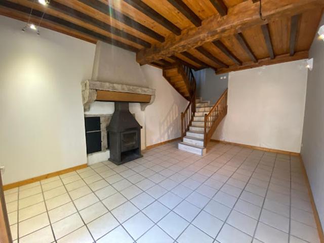 Location Maison de ville 4 pièces 105 m2 Villebois