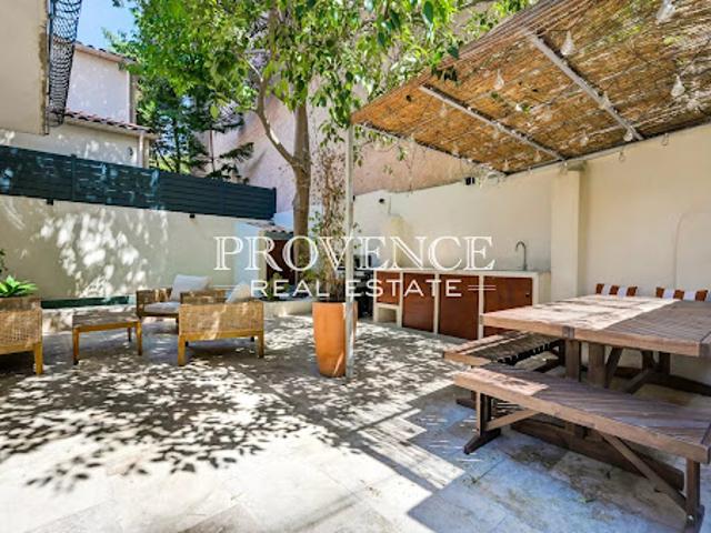 Location Maison de ville 4 pièces 102 m2 Marseille 8ème