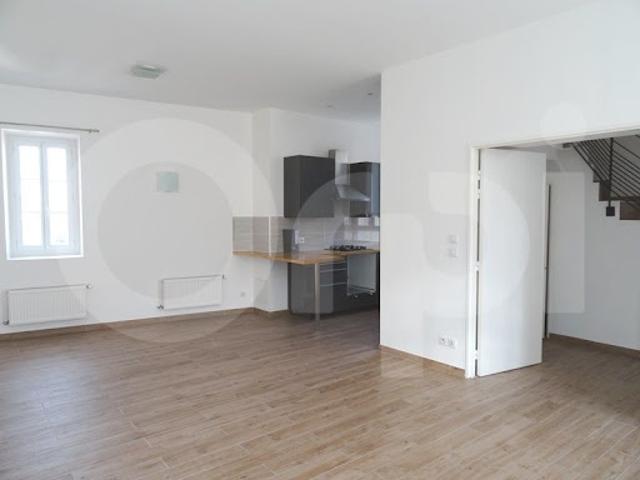 Location Maison de ville 5 pièces 104.33 m2 Marseille 6ème