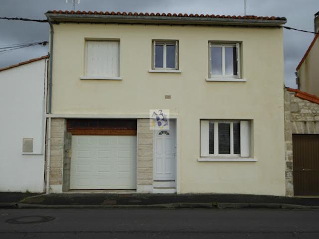 Location Maison de ville 5 pièces 100.75 m2 Gond Pontouvre
