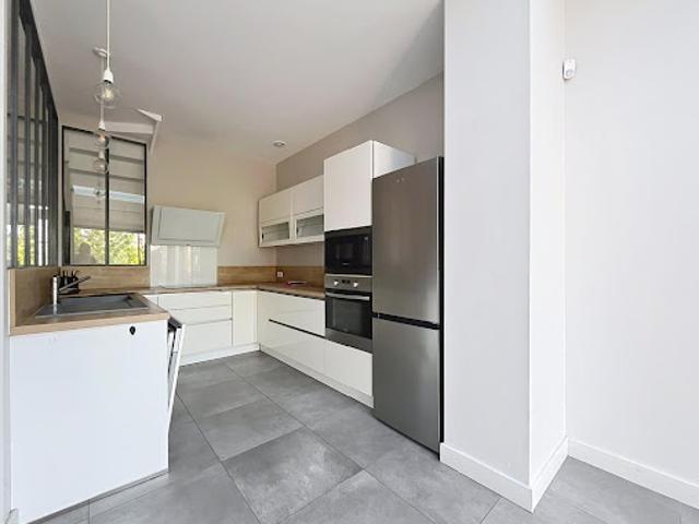 Location Maison de ville 5 pièces 110.11 m2 La Rochelle