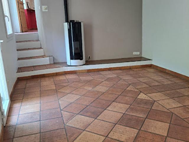 Location Maison de ville 5 pièces 136.9 m2 Trets